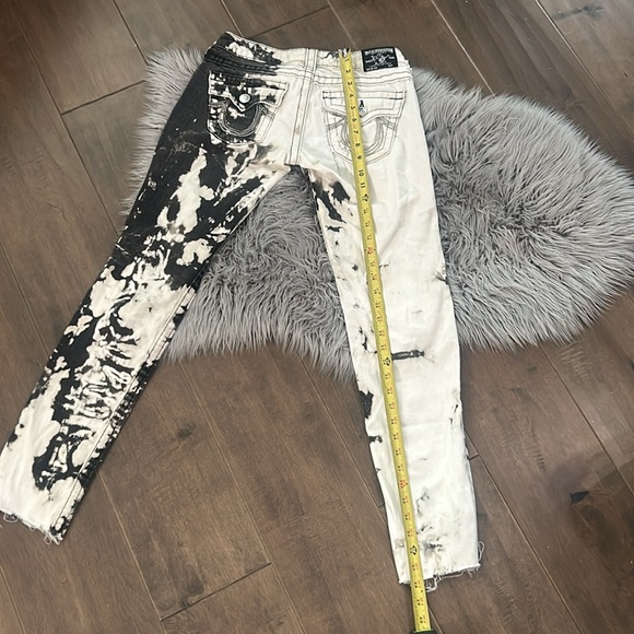 True religion distressed jeans - Picture 12 of 17